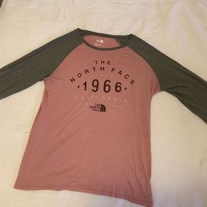 The North Face - softball tee Size M